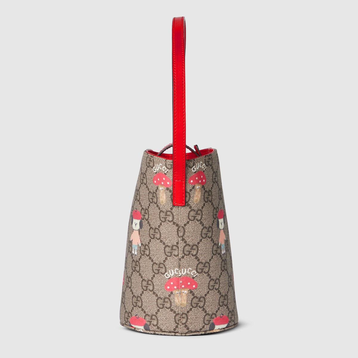 【GUCCI】Interlocking GG Supreme Bucket Crossbody Bag Authentic Vintage Gucci Interlocking GG Monogram Supreme