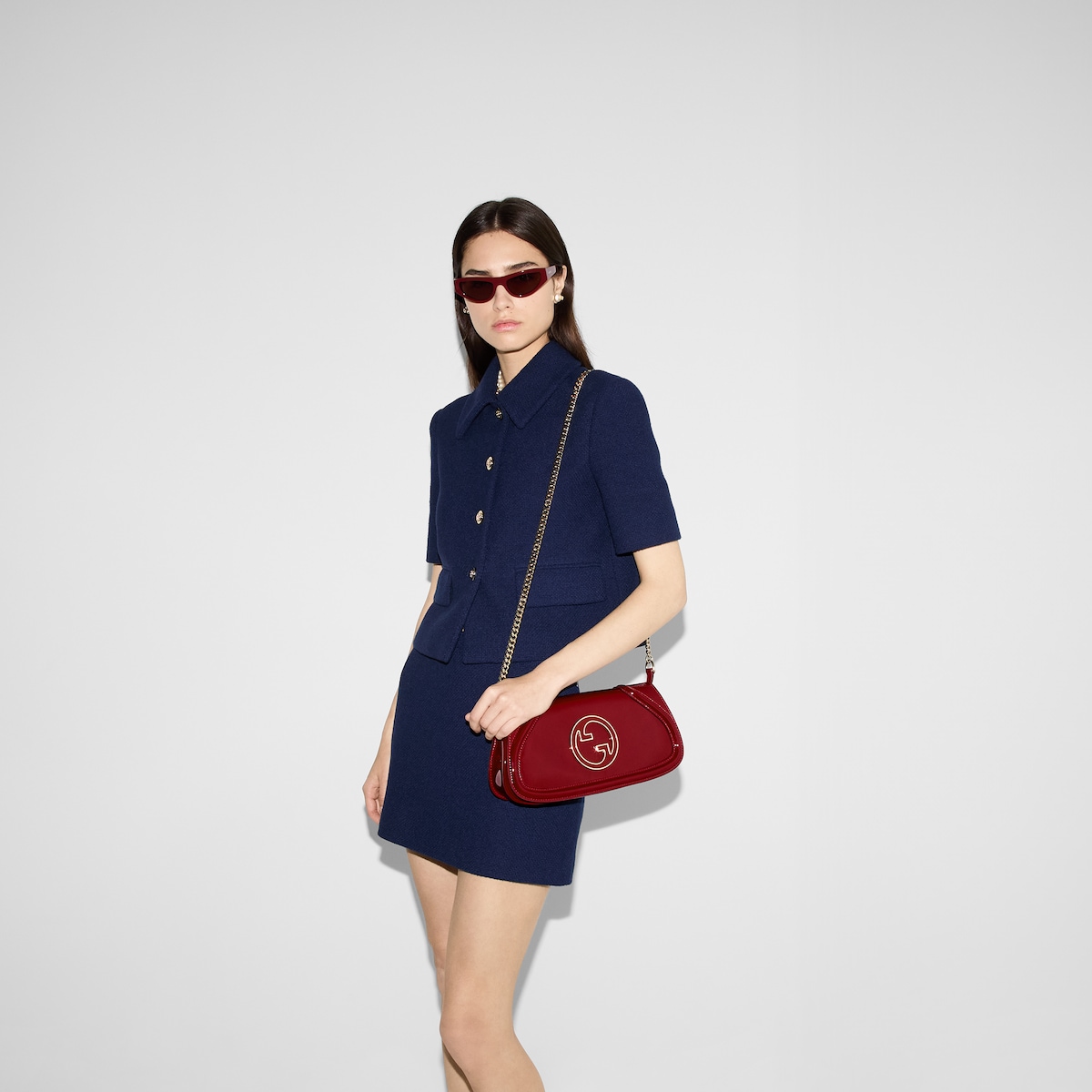 【送料&関税込】gucci Blondie Medium Shoulder Bag Gucci Blondie medium shoulder bag in light brown suede