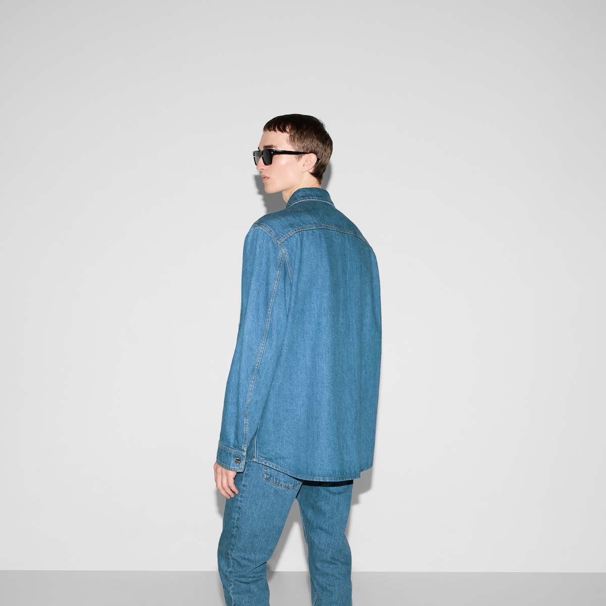 【Gucci】リラックスフィット デニムシャツ 820358_XDC6Y_4447_001_100_0000