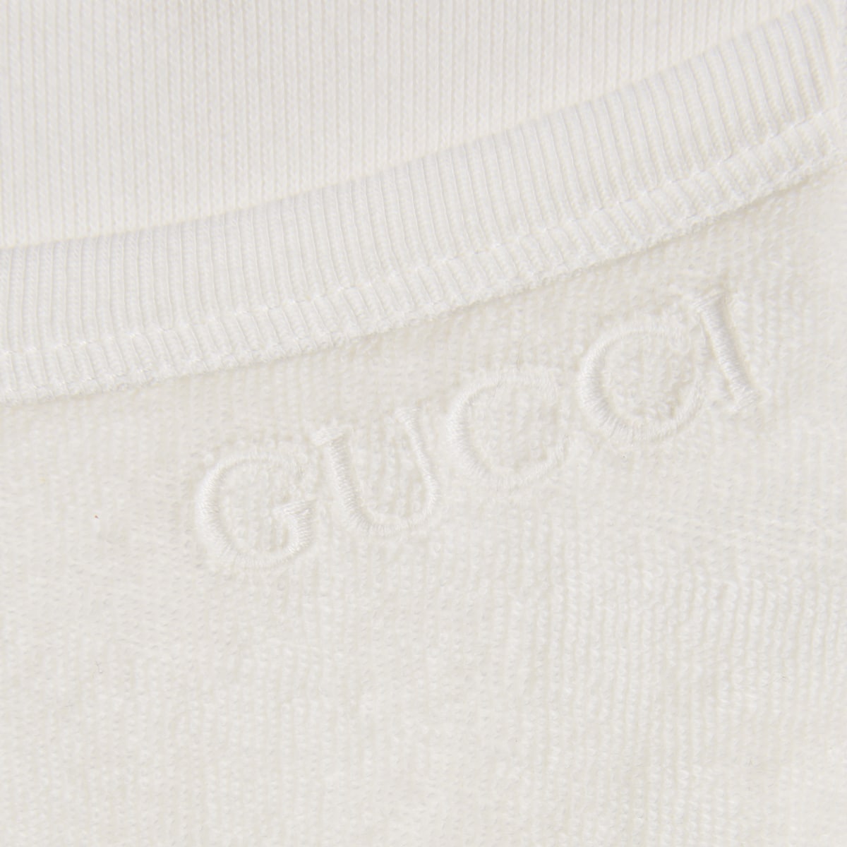 GUCCI クリーム色オーバーオール 9/12m GUCCI クリーム色オーバーオール 9/12m