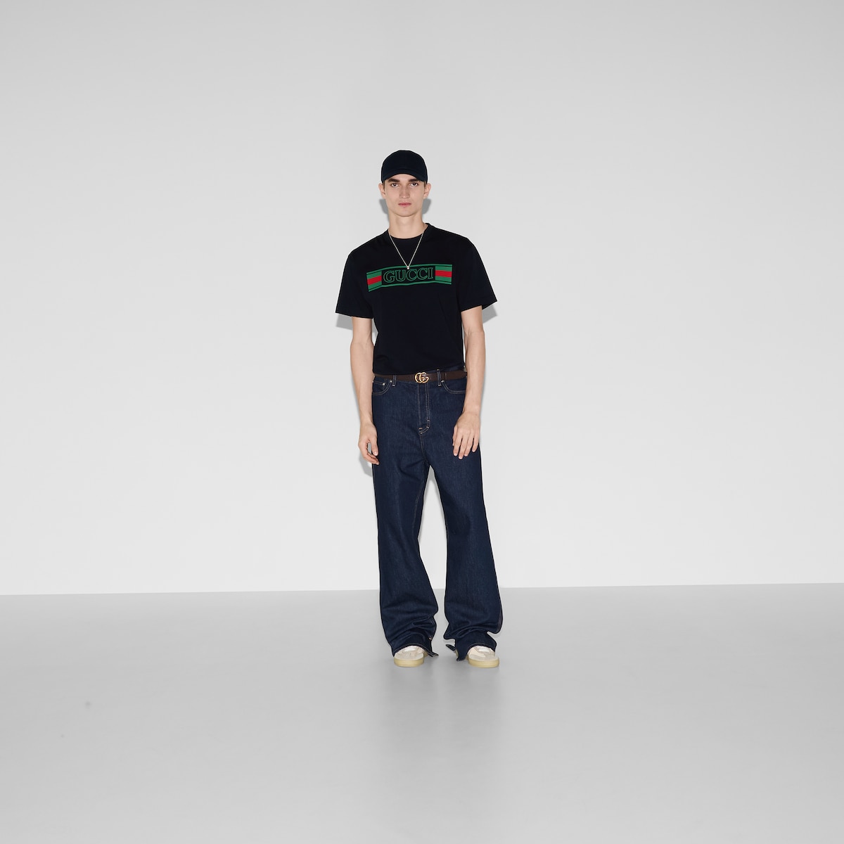 Cotton jersey T-shirt with print in navy | GUCCI® US