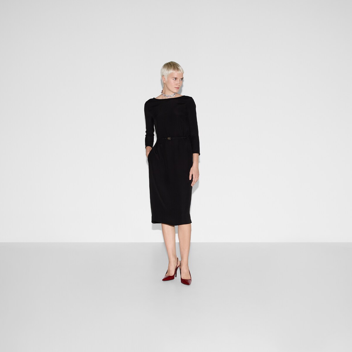 ワンピース Gucci SILK CADY MID-LENGHT DRESS Gucci Silk cady mid-length dress | Square One
