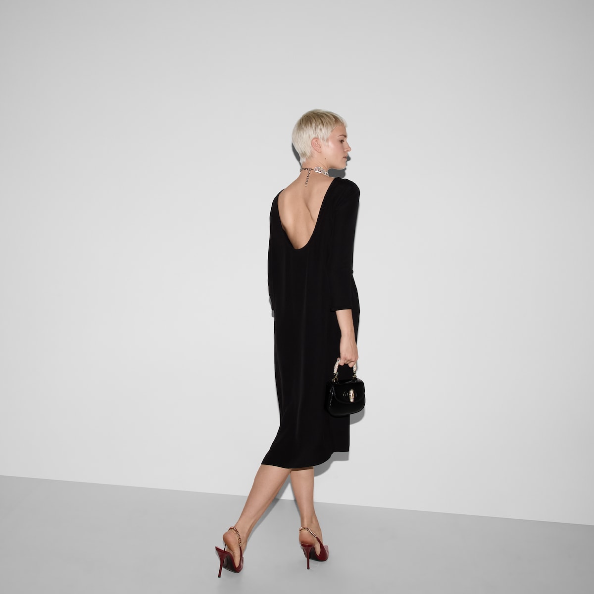 ワンピース Gucci SILK CADY MID-LENGHT DRESS Silk cady mid-length dress in yellow and white | GUCCI® BE