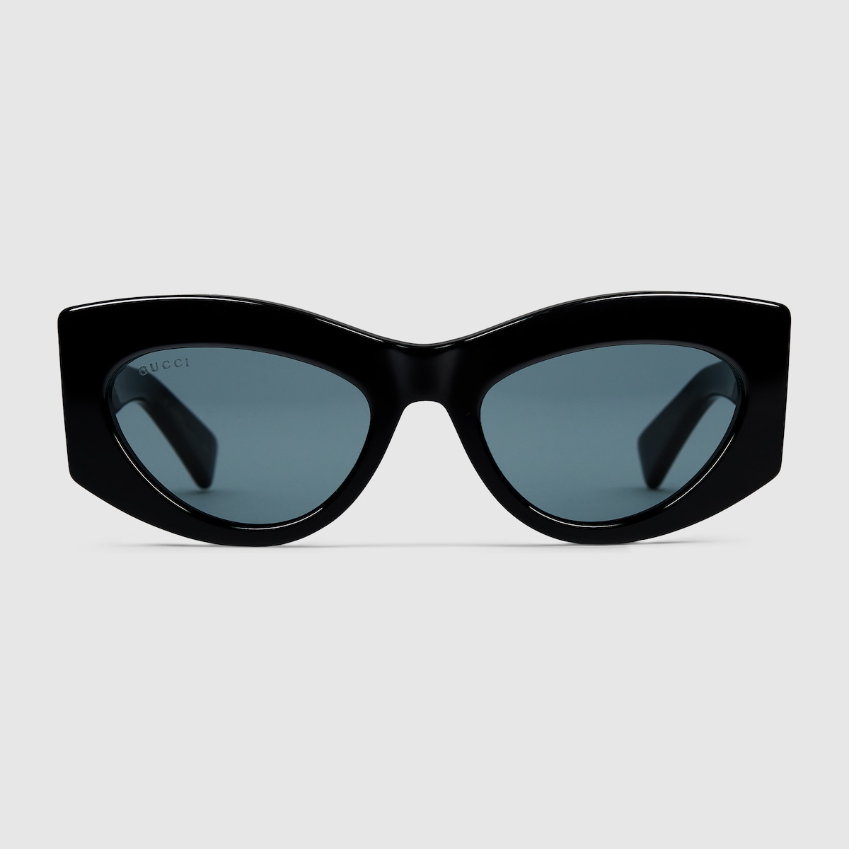 Cat-eye frame sunglasses in black | GUCCI® US