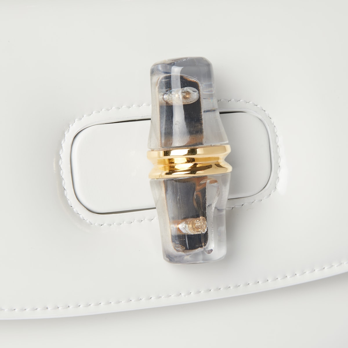 GUCCI★ 〔バンブー ディーバ〕ミディアムバッグ【国内買付】 グッチ バンブー ディーバ〕ミディアムバッグホワイト レザー