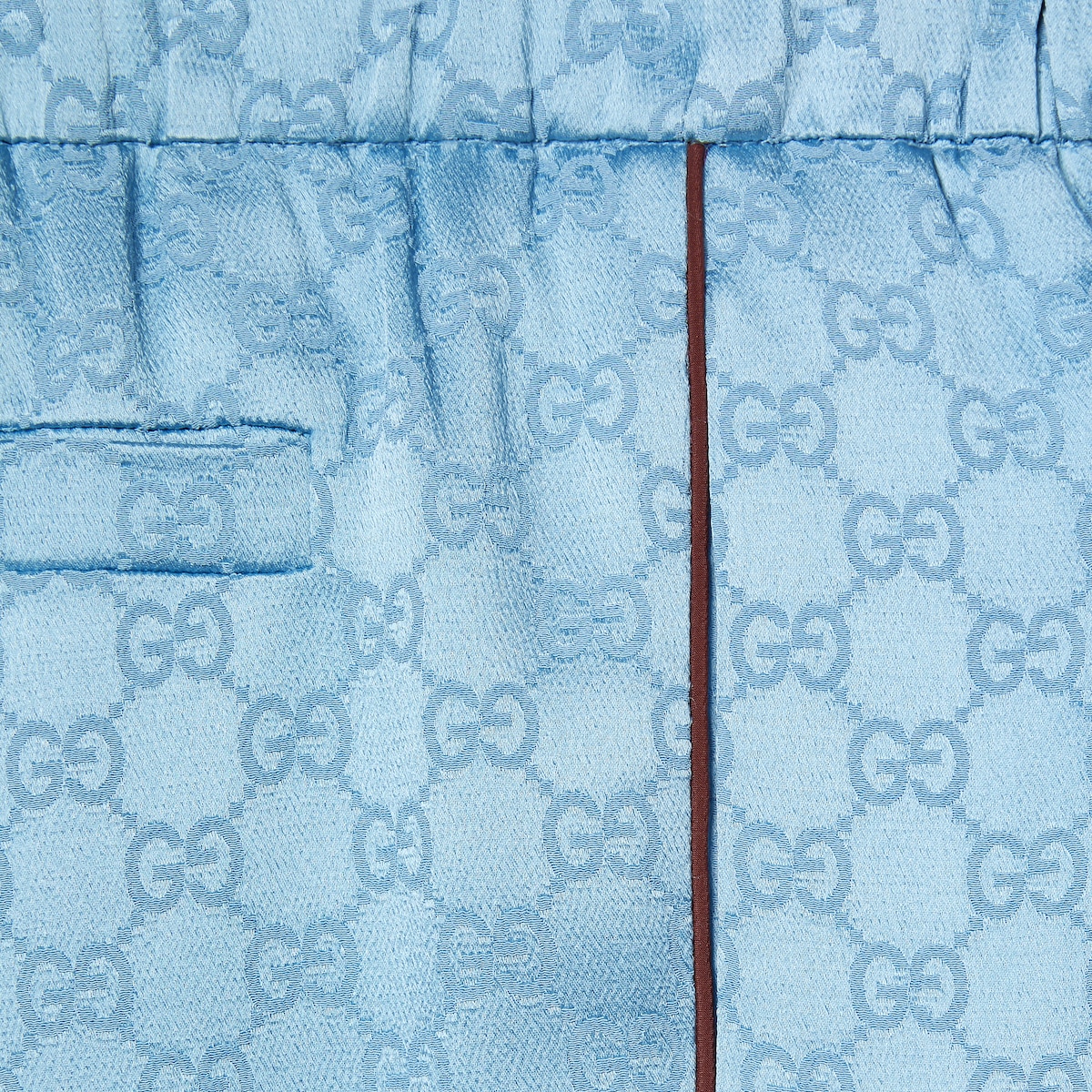 【GUCCI】GG サテンパンツ ライトブルー GG satin pants in light blue | GUCCI® US
