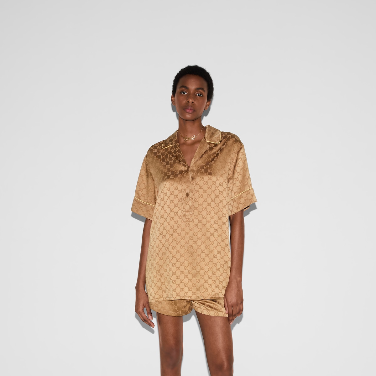 Gucci 襟付きサテンシャツ 中古・古着通販】GUCCI (グッチ) サテンボウリングシャツ