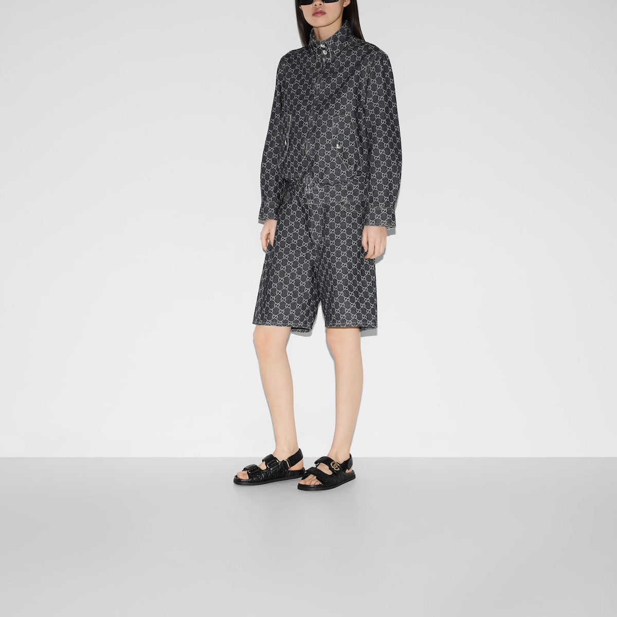GUCCI｜SLIPPERS (816625 AAEGP 1000) 816633_AAEKU_1000_009_100_0000