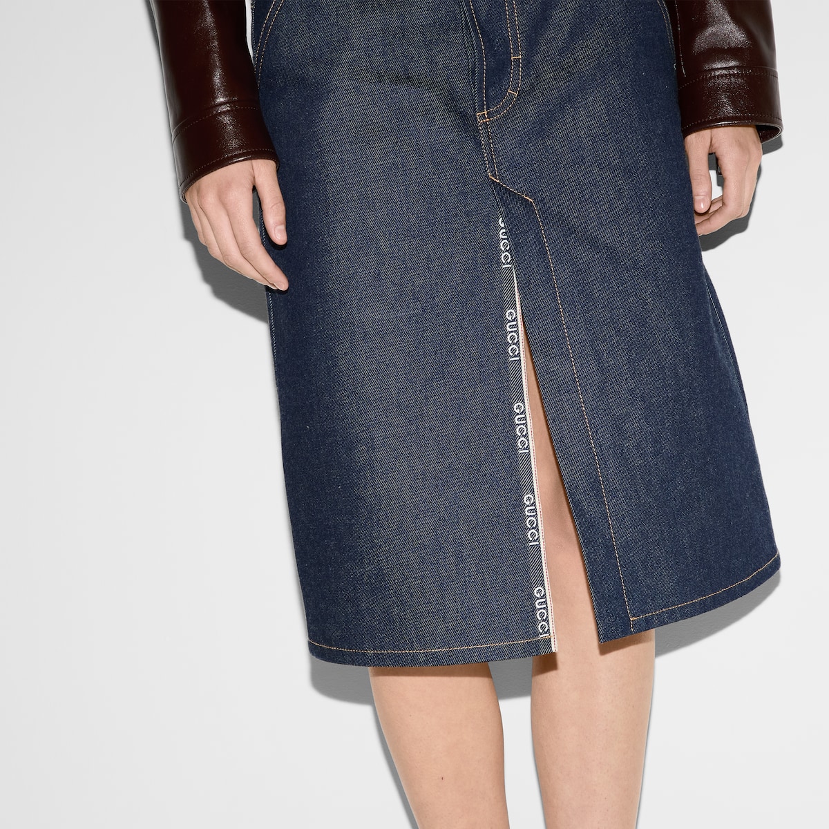 812719_XDC1X_4100_005_100_0000