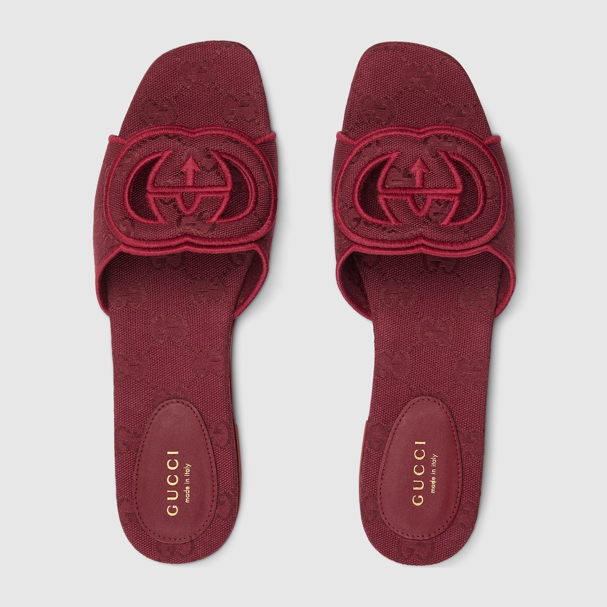 【GUCCI】GGクリスタルレザースライド GG Crystal leather slides in pink - Gucci | Mytheresa