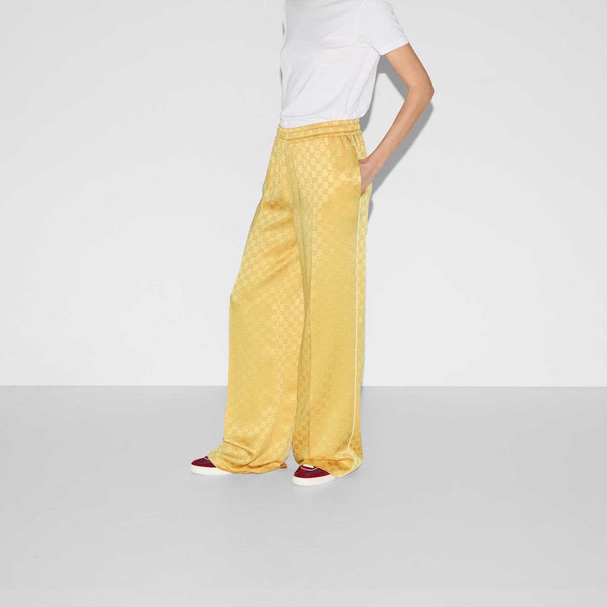 Pantalone dal taglio rilassato in jacquard GG in giallo | GUCCI� IT