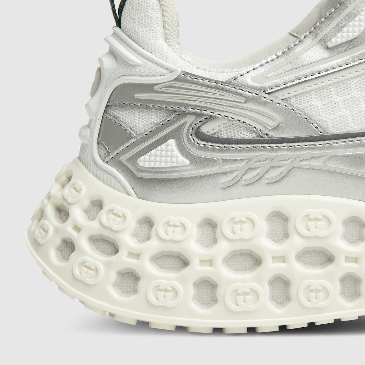 819709_FAEIV_8149_006_100_0000