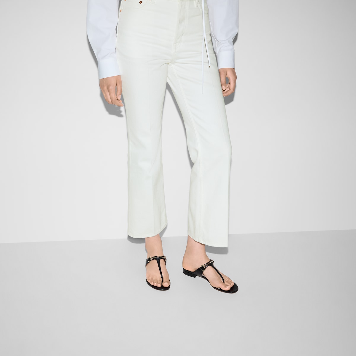 Women's thong sandal with Horsebit