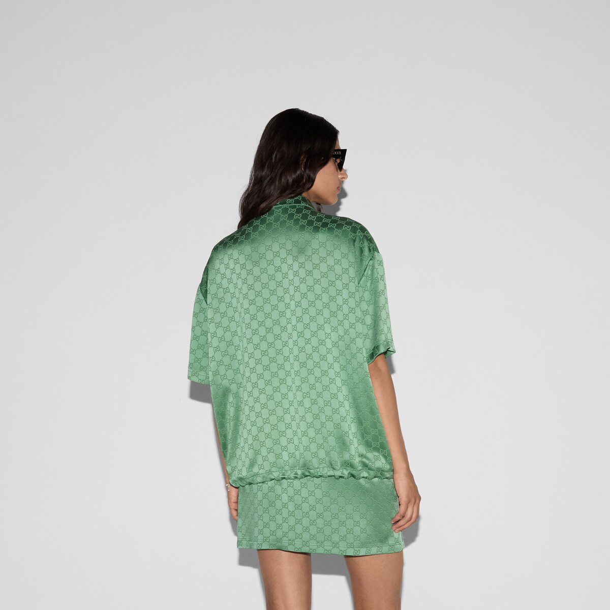 GGサテン リラックスフィット ジップ シャツ ・ライムグリーン | GUCCI公式