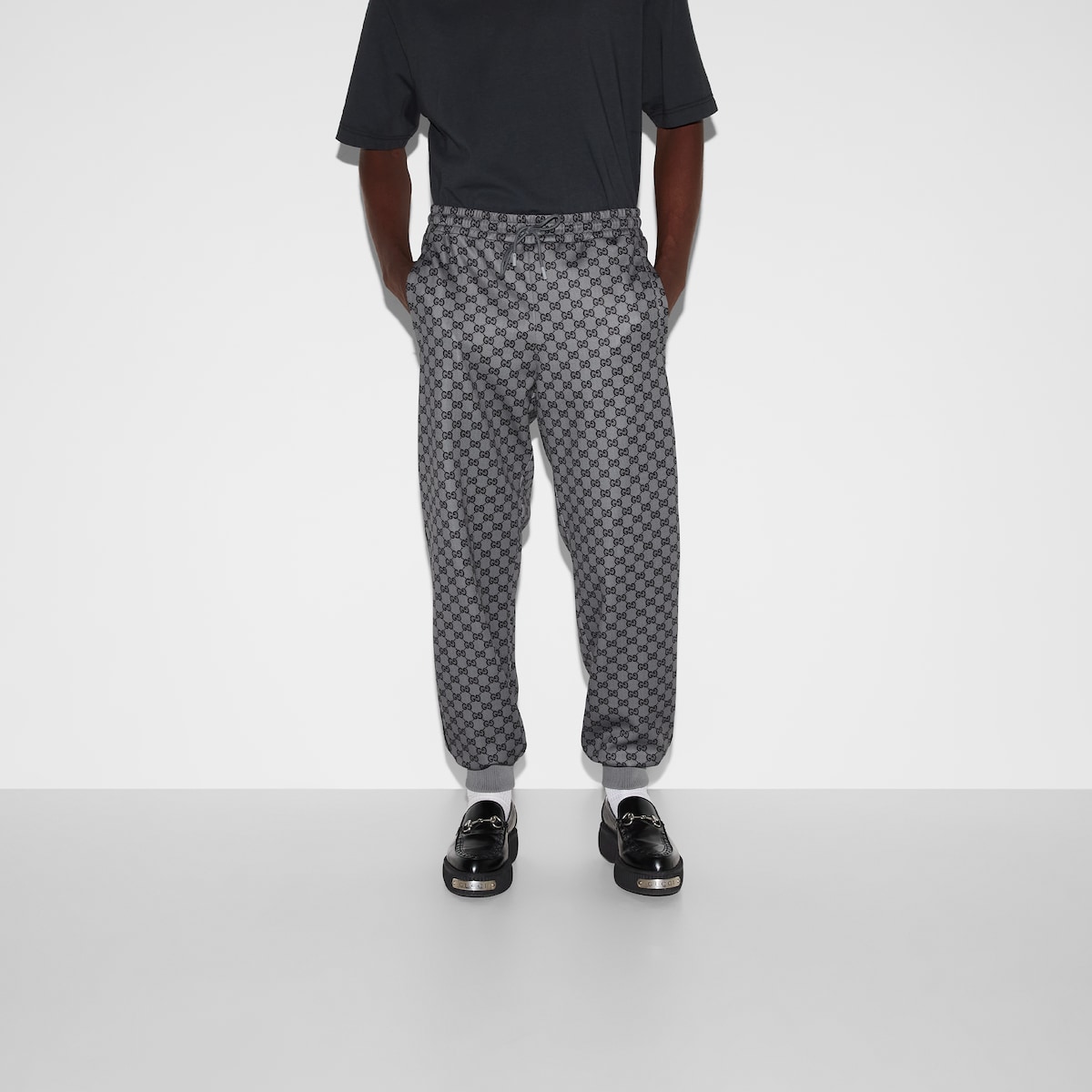 GG ネオプレン ジョギングパンツ ・グレー＆ブラック | GUCCI公式
