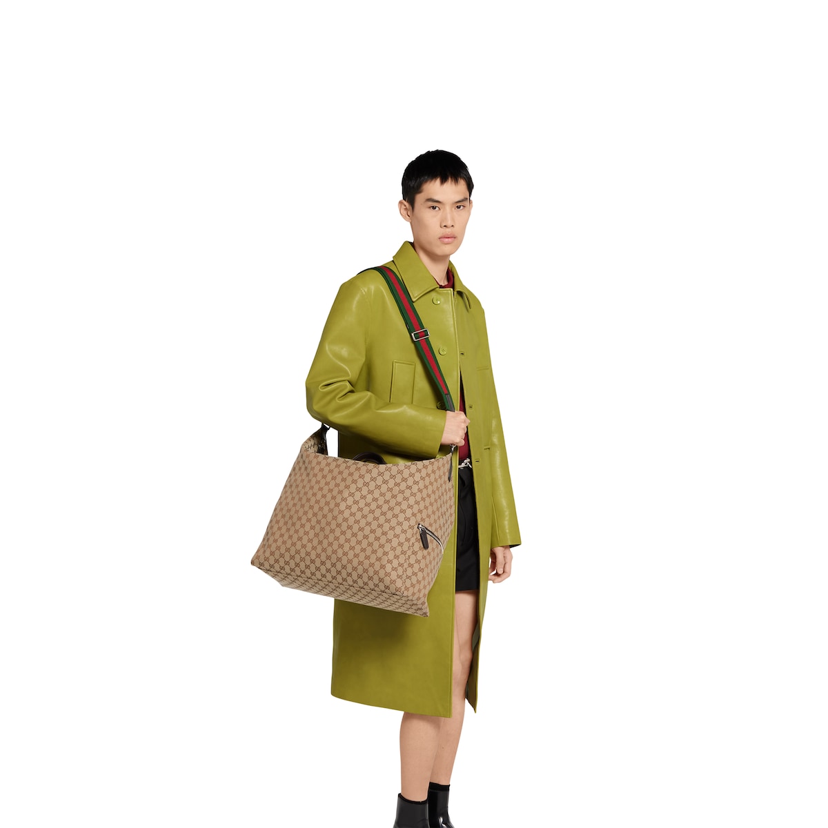 GG canvas medium duffle bag