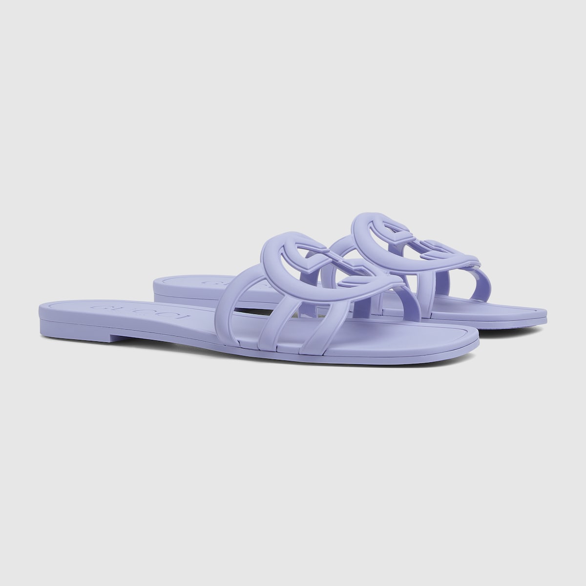 Women's Interlocking G slide sandal in lilac rubber | GUCCI® US Women's Interlocking G slide sandal in lilac rubber | GUCCI® US