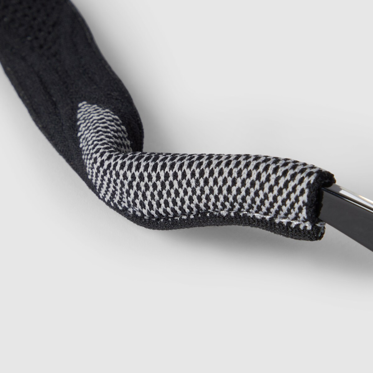 HAWKERS PADDED POUCH Brillenetui - Gepolstertes Nylon-Etui, Blau-schwarz, Mit Anti-Stress-Funktion