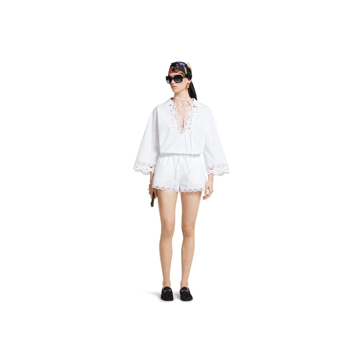 Cotton poplin shirt with embroidery