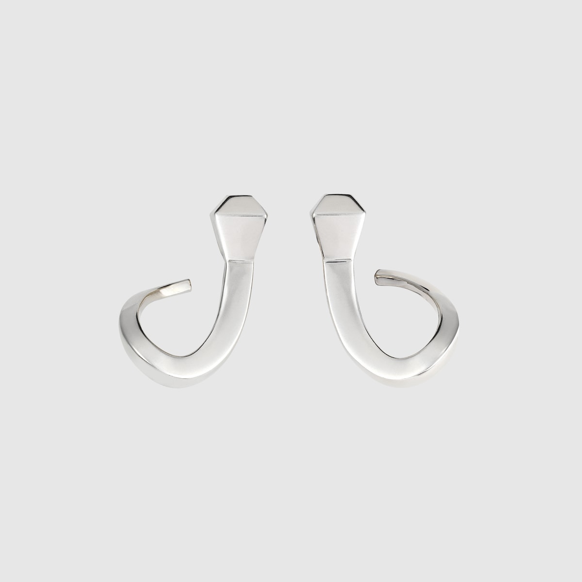 グッチ キオード〕シルバージュエリー コレクション ピアス