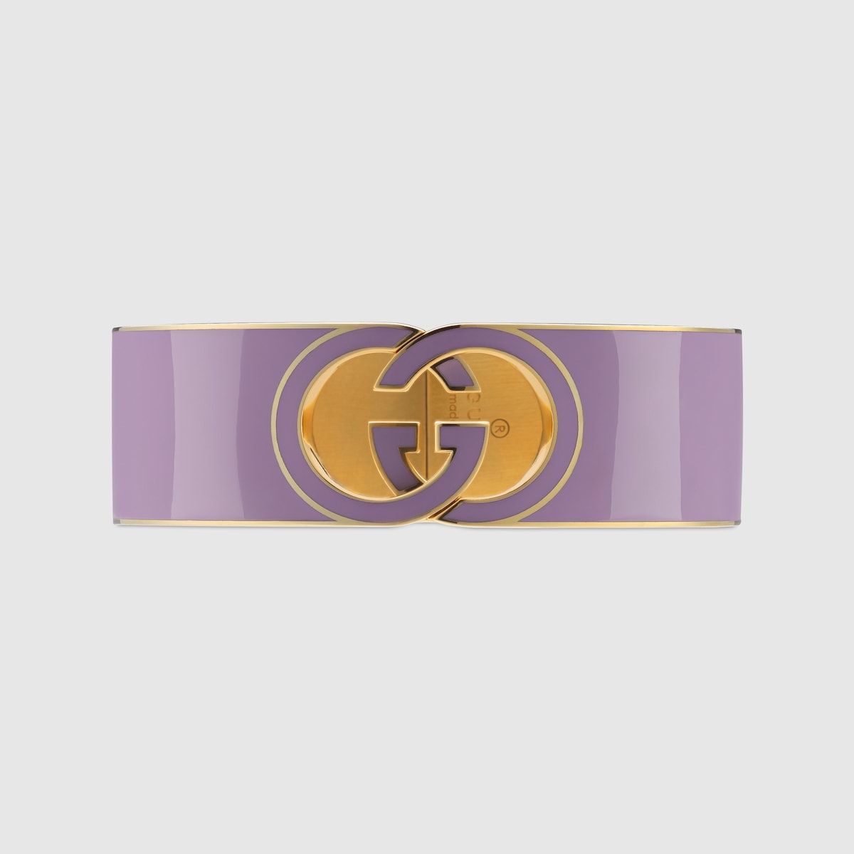 GUCCI エングレーブデザイン バングル Gucci Interlocking enamel cuff bracelet in yellow gold-toned