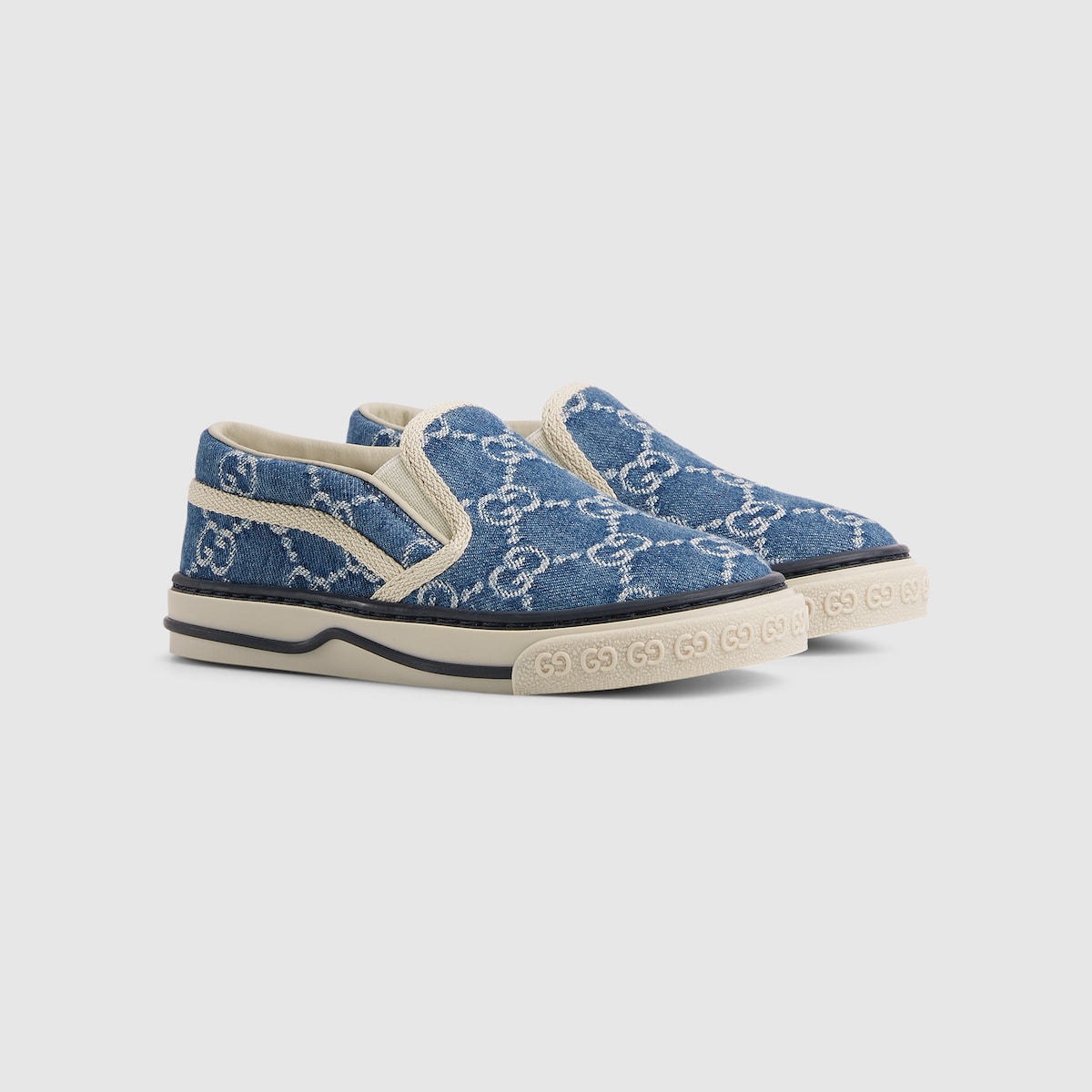 Toddler Gucci Tennis 1977 sneaker in blue and ivory GG denim