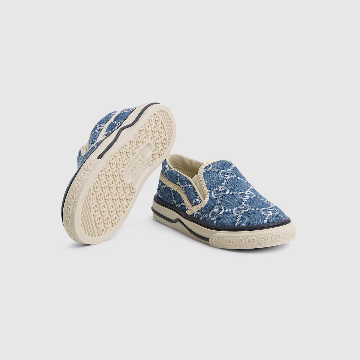Toddler Gucci Tennis 1977 sneaker in blue and ivory GG denim