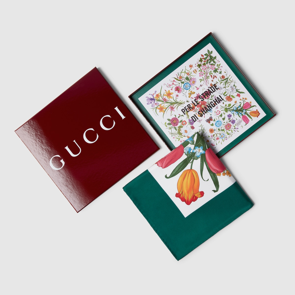 【美品】GUCCI フラワープリント シルクスカーフ　箱、タグ付き 新品 タグ リボンつき GUCCI フラワープリント シルクスカーフ 【公式