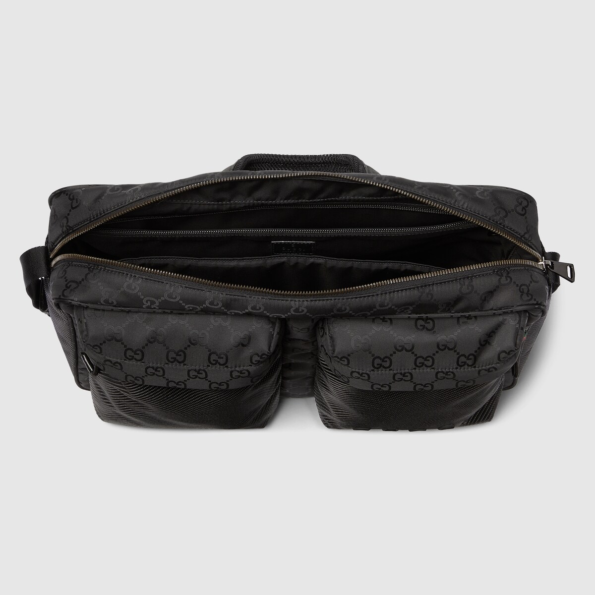 GGナイロン ラージ クロスボディバッグ ・ブラック GGナイロン | GUCCI公式