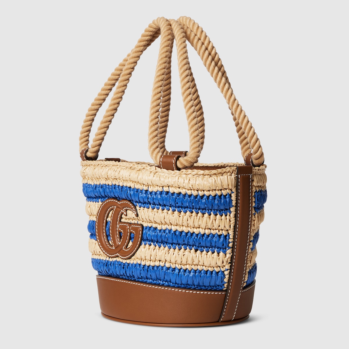 ショルダーバッグ・ポシェット GUCCI BUCKET BAG (834935FAEQC 8448) Woven mini bucket bag in blue and natural straw-effect