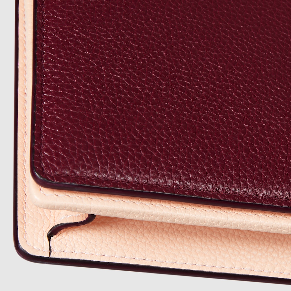 GG Marmont wallet on chain
