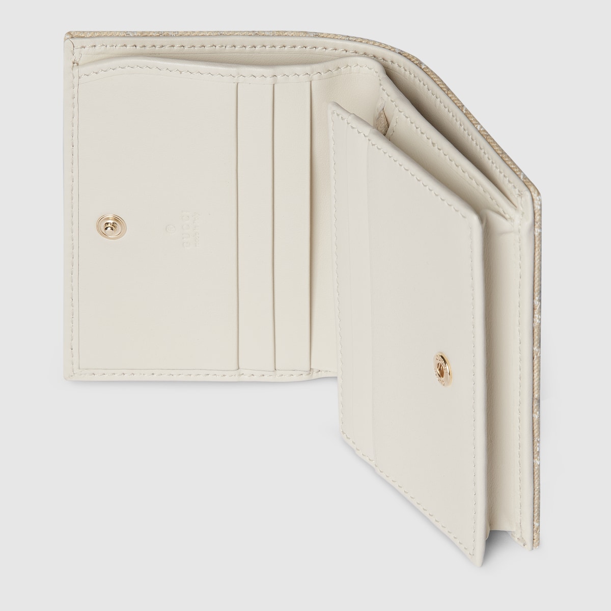 折りたたみ財布 GUCCI GG MARMONT MINI WALLET GG Marmont small wallet in taupe and white GG denim | GUCCI® US