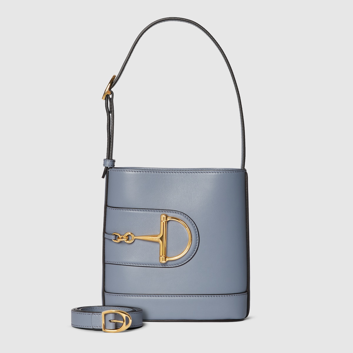 ショルダーバッグ・ポシェット GUCCI BUCKET BAG (834935FAEQC 8448) Woven mini bucket bag in blue and natural straw-effect
