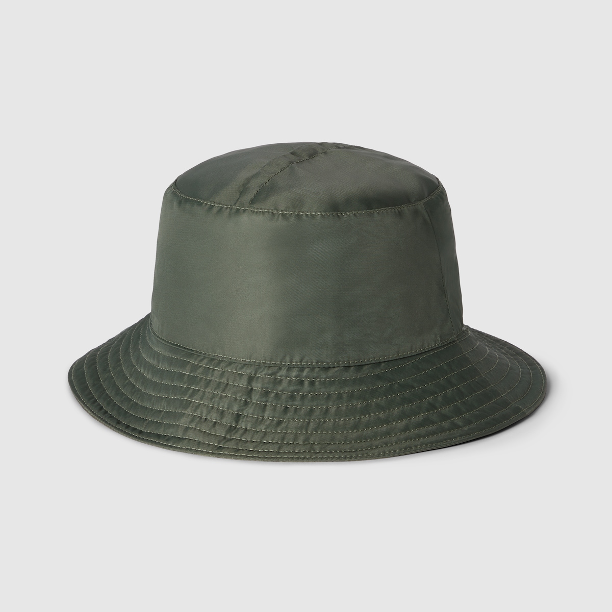 リバーシブル GGナイロン バケットハット ・ダークグリーン | GUCCI公式