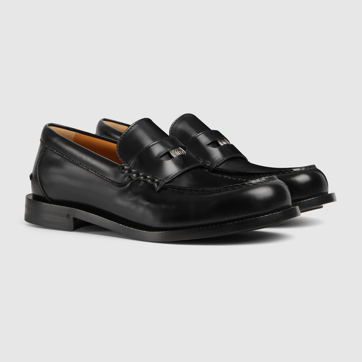Men's loafer with removable detail in black leather | GUCCI® US