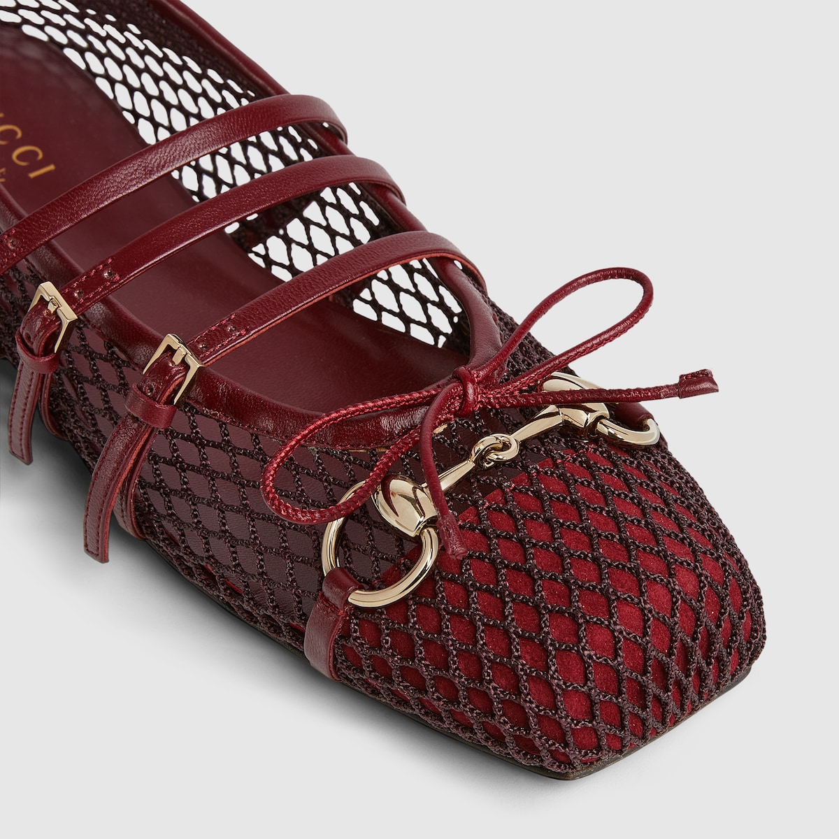 期間限定）GUCCI グッチ フラットシューズ　37 1/2 グッチ ホースビット〕ウィメンズ フラットバレエシューズ