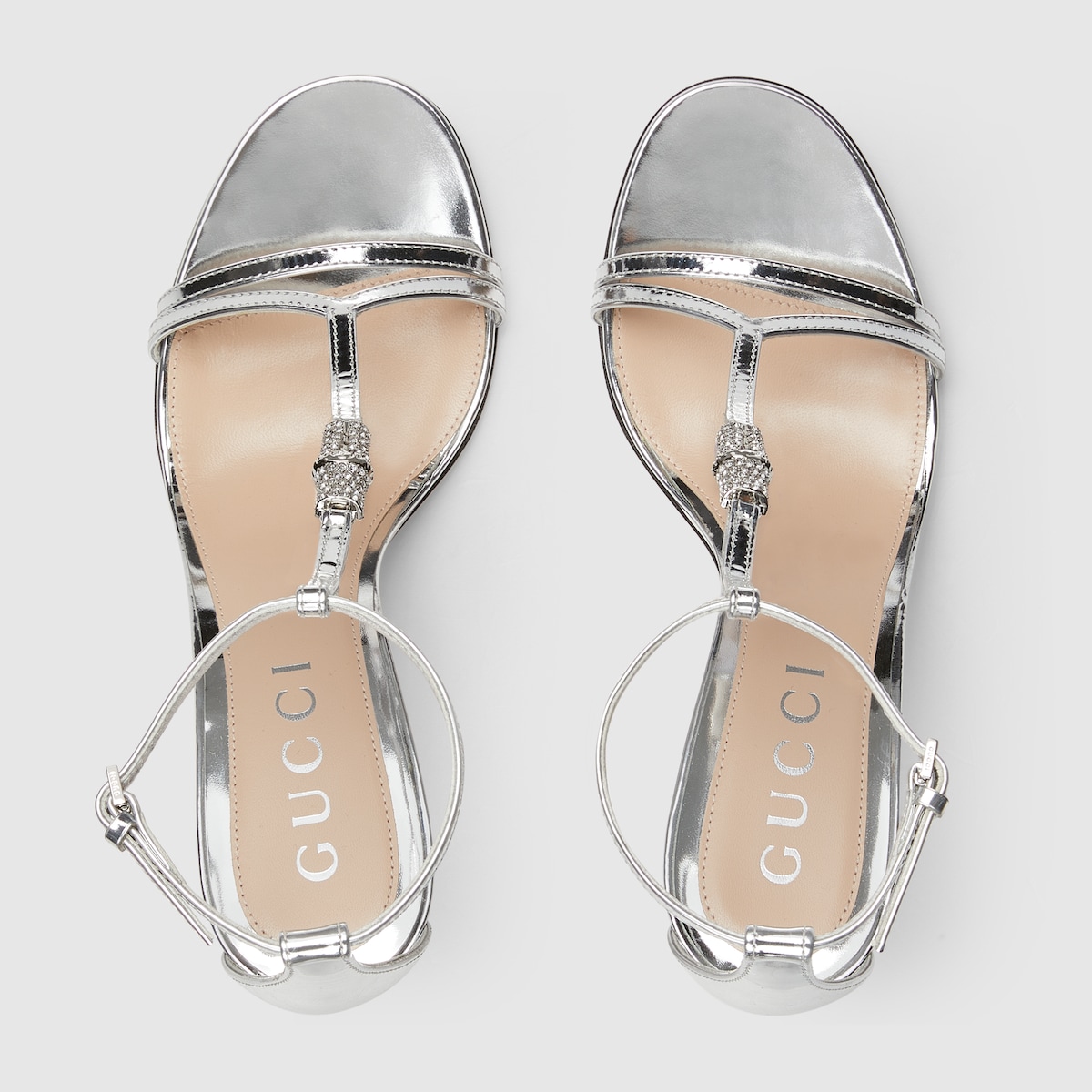 日本最大の Women's sandal with bamboo in silver metallic leather 靴