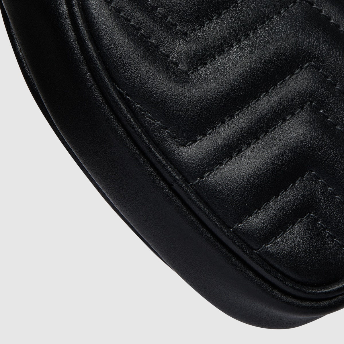 美品 GUCCI GG マーモント ウェブ ローファー 黒 7 1/2 美品 GUCCI GG マーモント ウェブ ローファー 黒 7 1/2