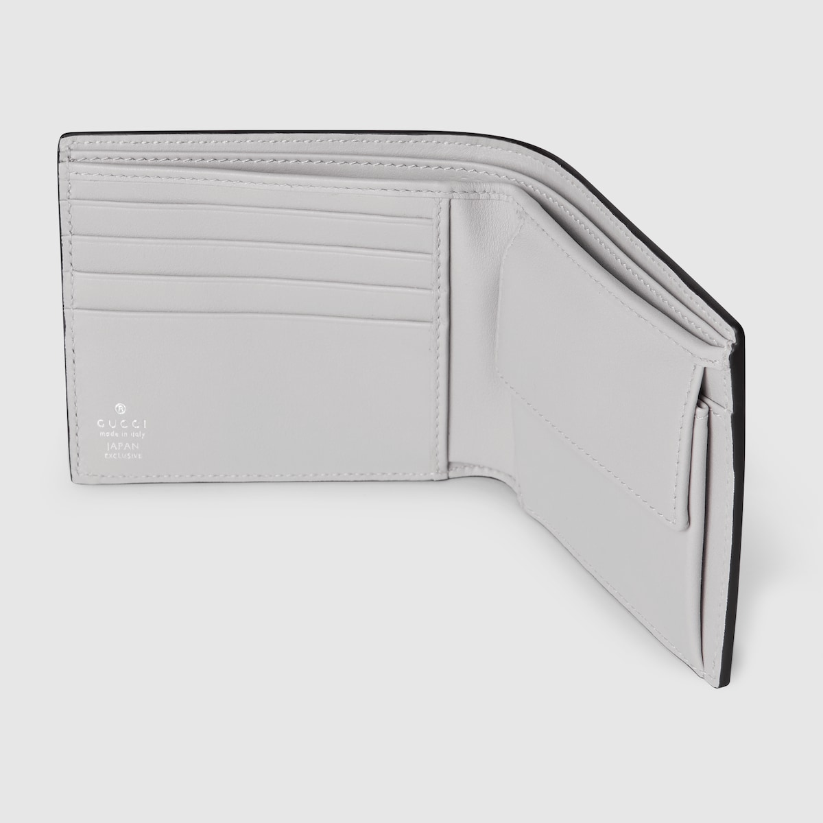 新品未使用　グッチ財布　グッチエンボス　グッチホワイト　グッチレザー　GG柄 GUCCI グッチ コンパクト財布 GG エンボス レザー ウォレット