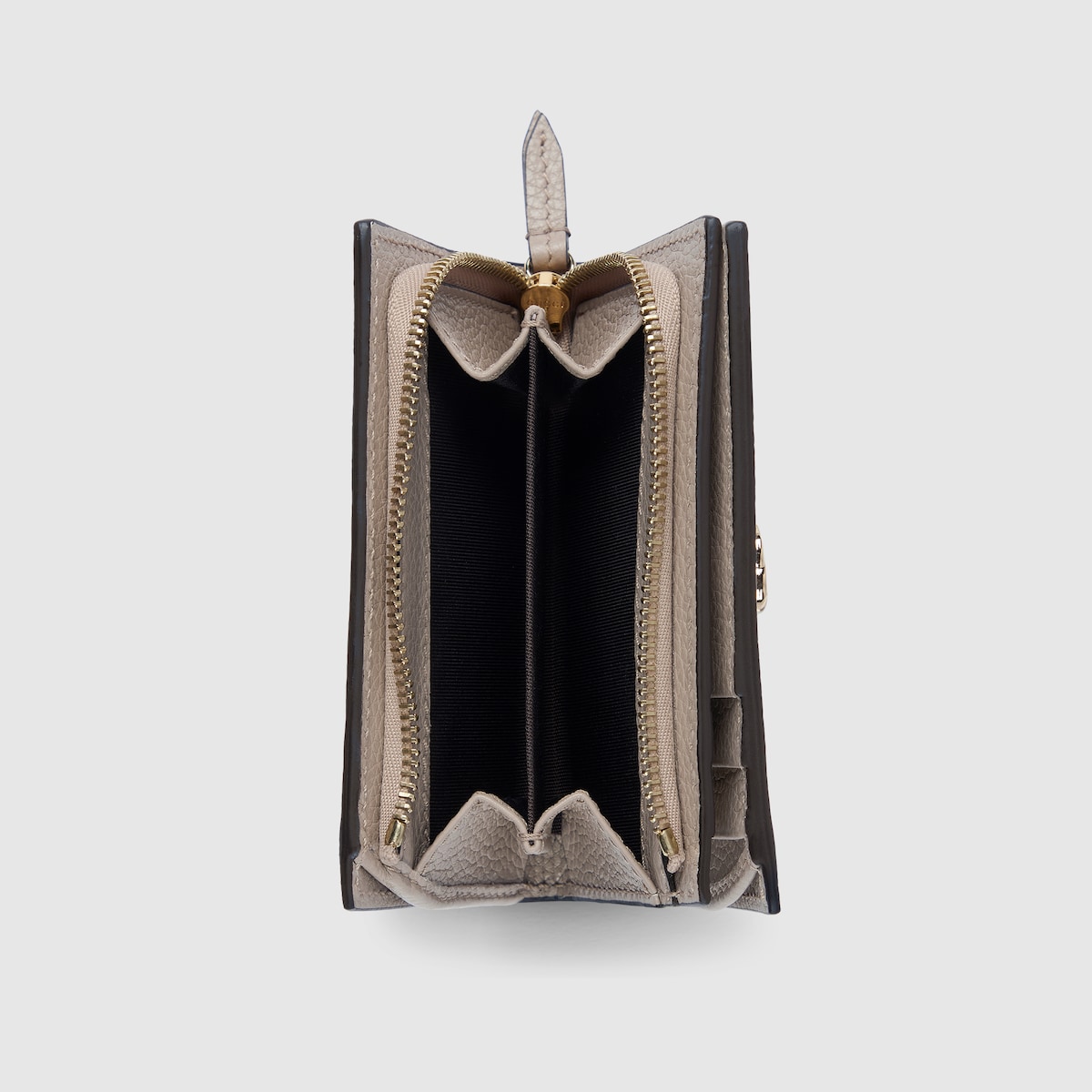 841360_AAE5E_9549_013_080_0000