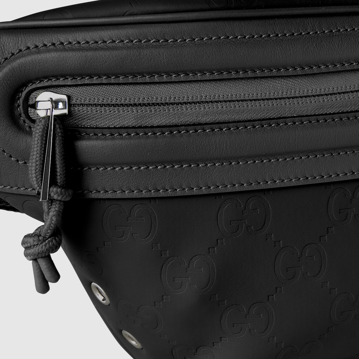 グッチ エッジ〕ラージ ベルトバッグ ・ブラック GG マット