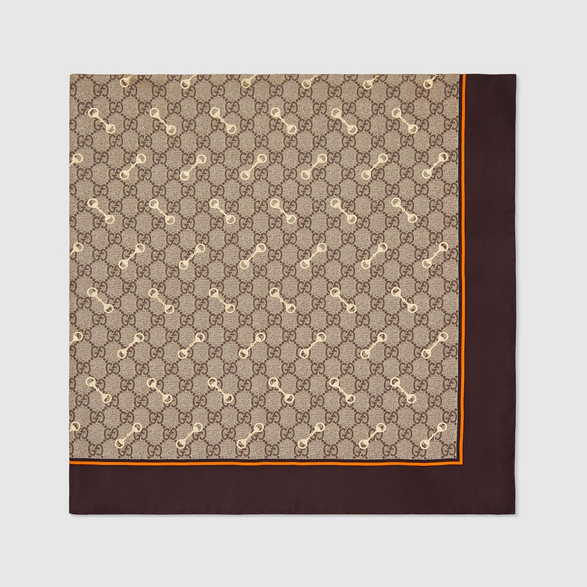 【GUCCI】PRINTED SILK CARRE●7862223G0012279 Printed silk carré in pink | GUCCI® US