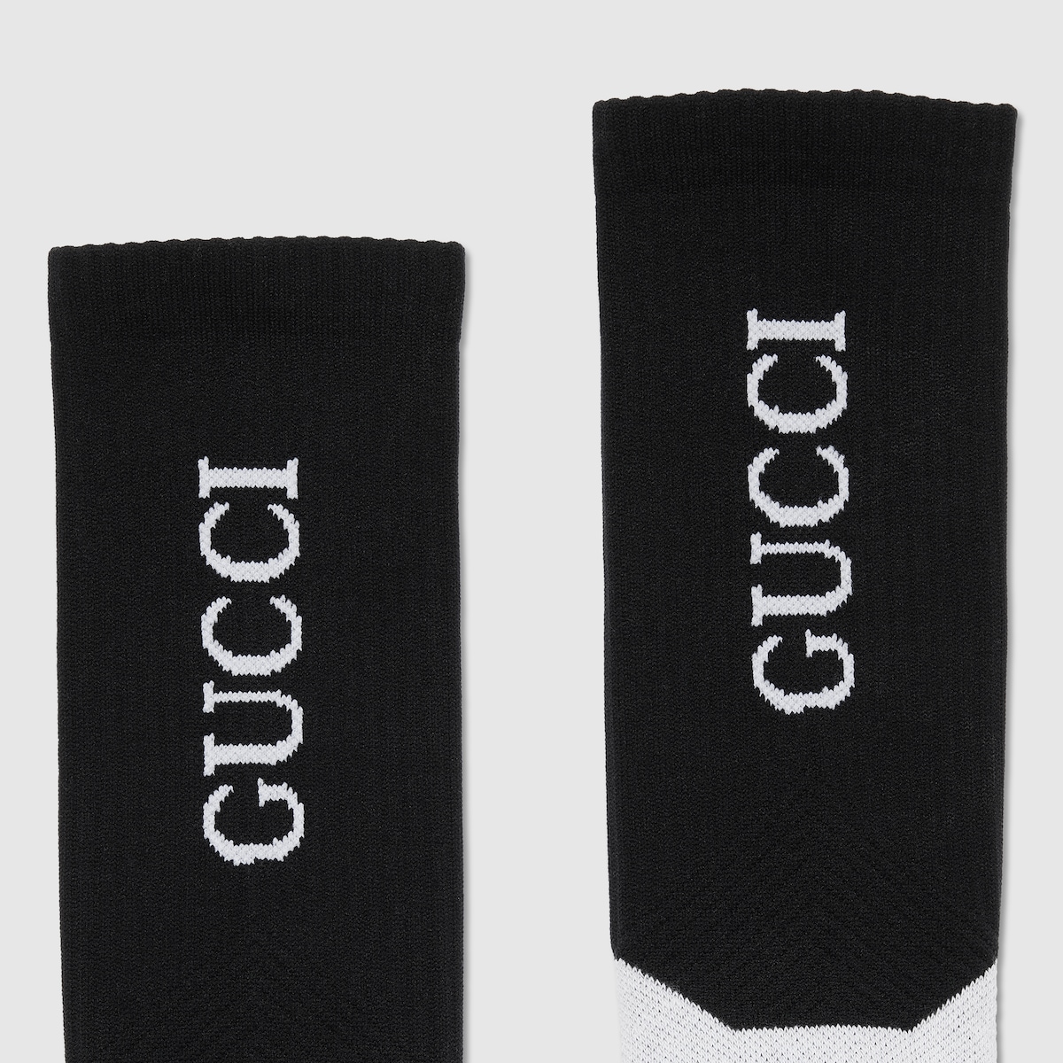 Cotton socks with embroidery in black and white - thumbnail 2
