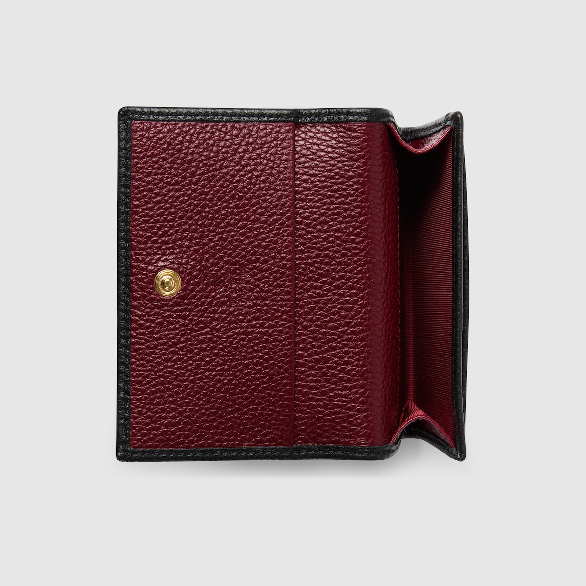 739525_AAE5F_1062_013_080_0000