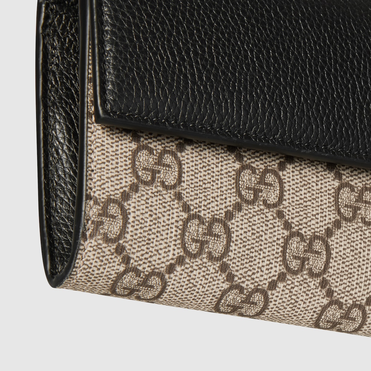 Bi-color GG Marmont wallet on chain in beige and black leather - thumbnail 6