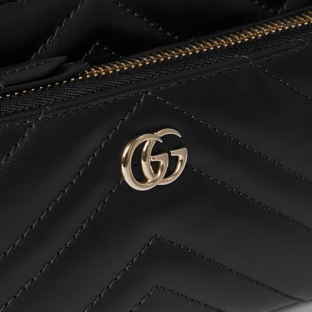 クラッチバッグ Gucci Gg Marmont Pouch With Chain GG Marmont pochette with chain in black leather | GUCCI® US