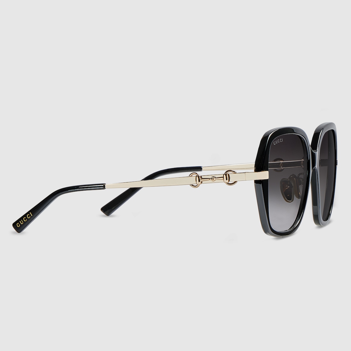 Specialized fit sunglasses in black | GUCCI® CA