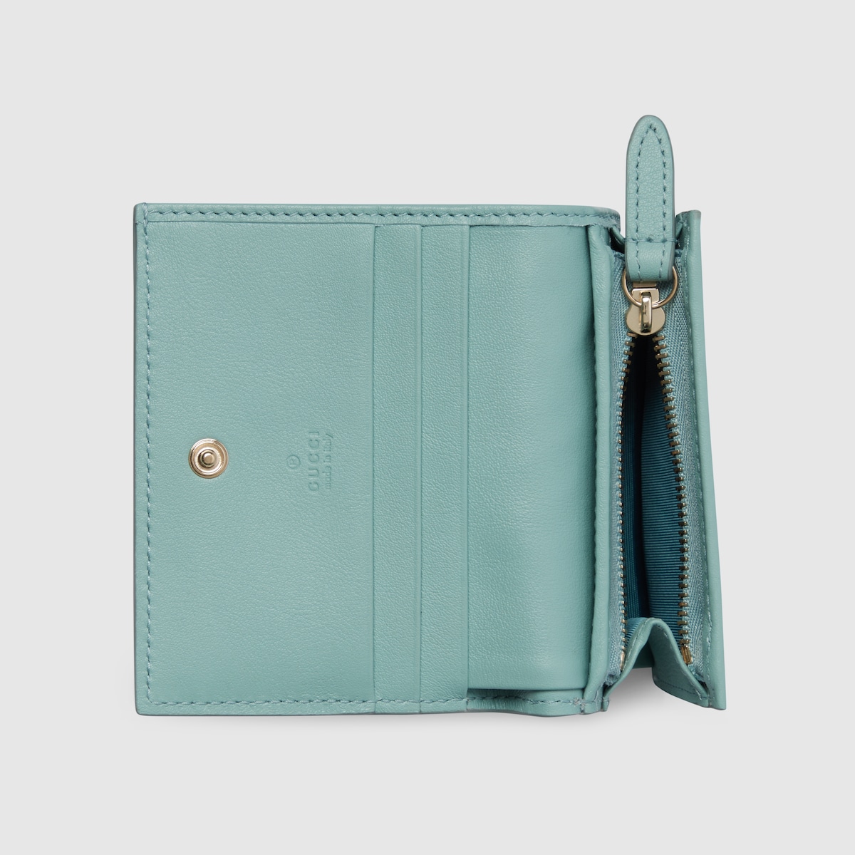 GGエンブレム〕スモールウォレット ・ライトブルー GGレザー | GUCCI公式
