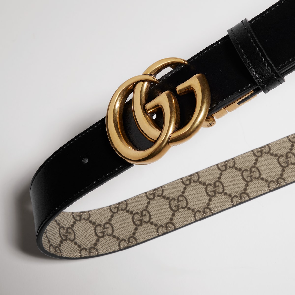 GG Marmont reversible belt in black leather