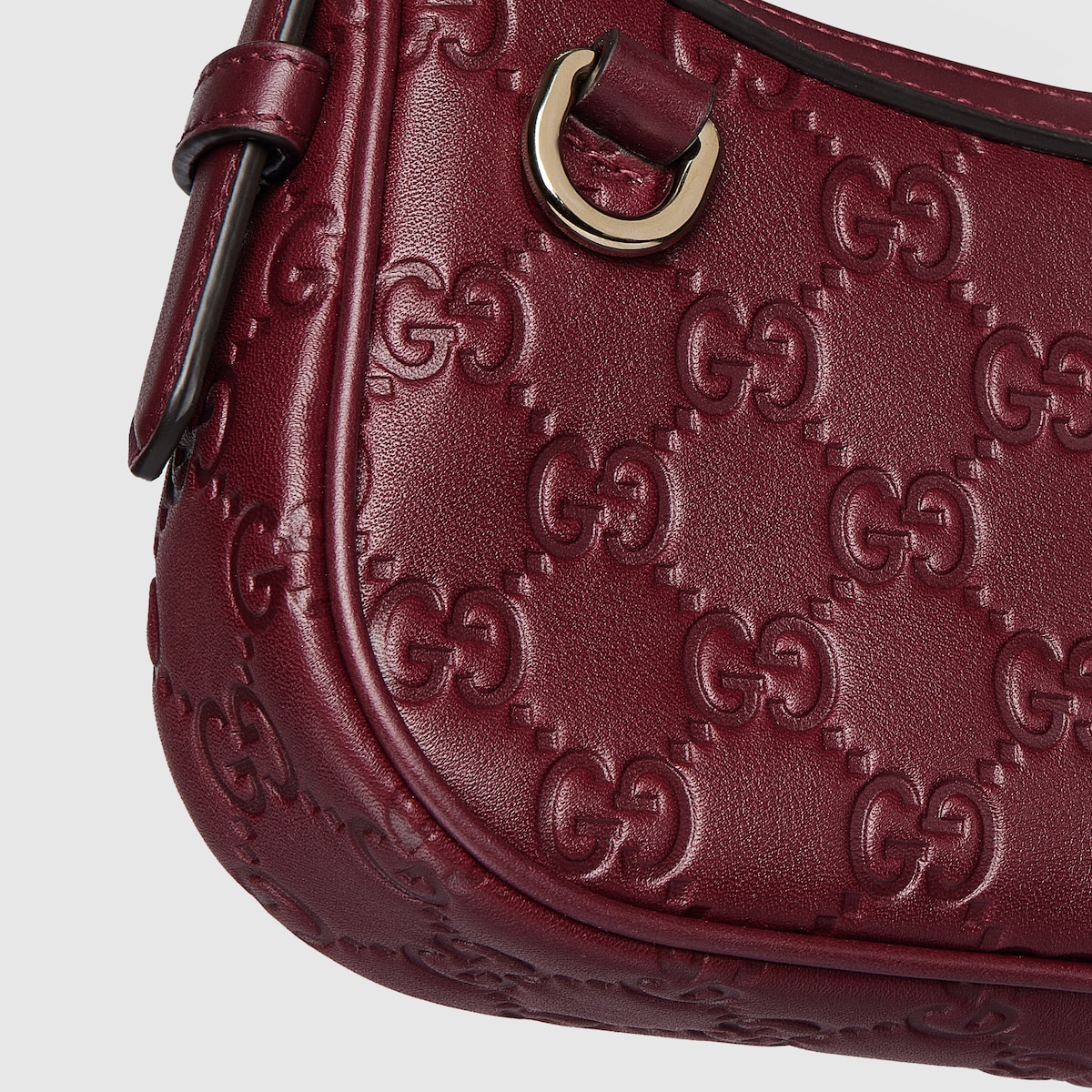 〔オフィディア〕 スーパーミニバッグ ロッソ アンコーラ GG Emblem mini shoulder bag in Rosso Ancora red GG leather